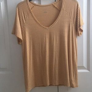 v neck T shirt
